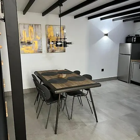 La Chimenea